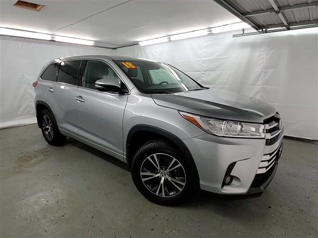 Certified Pre-Owned 2018 Toyota Highlander LE PLUS AWD LE Plus 4dr SUV ...